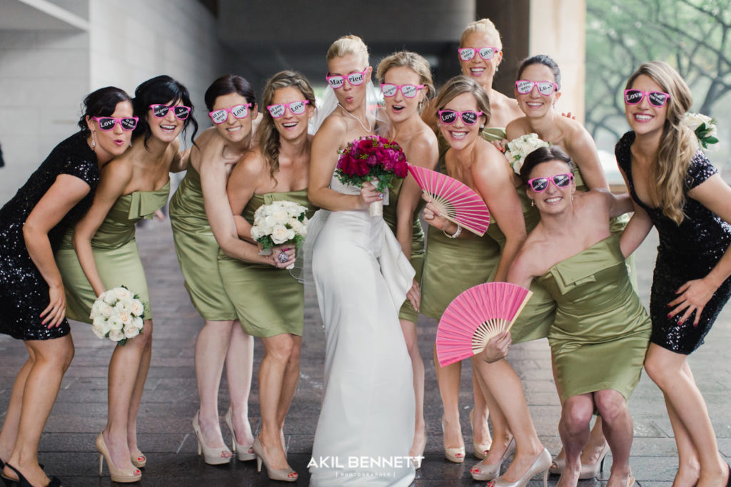 funny bridesmaid photos